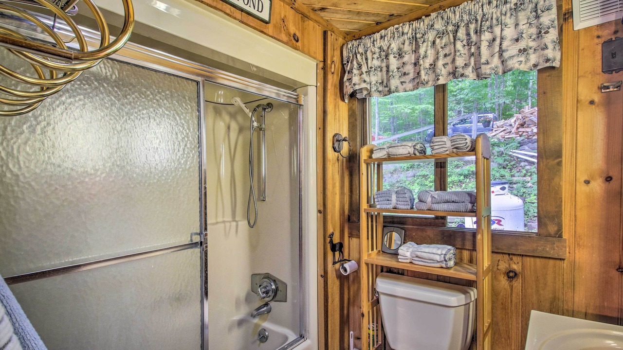 Photo of Bathroom in Casco