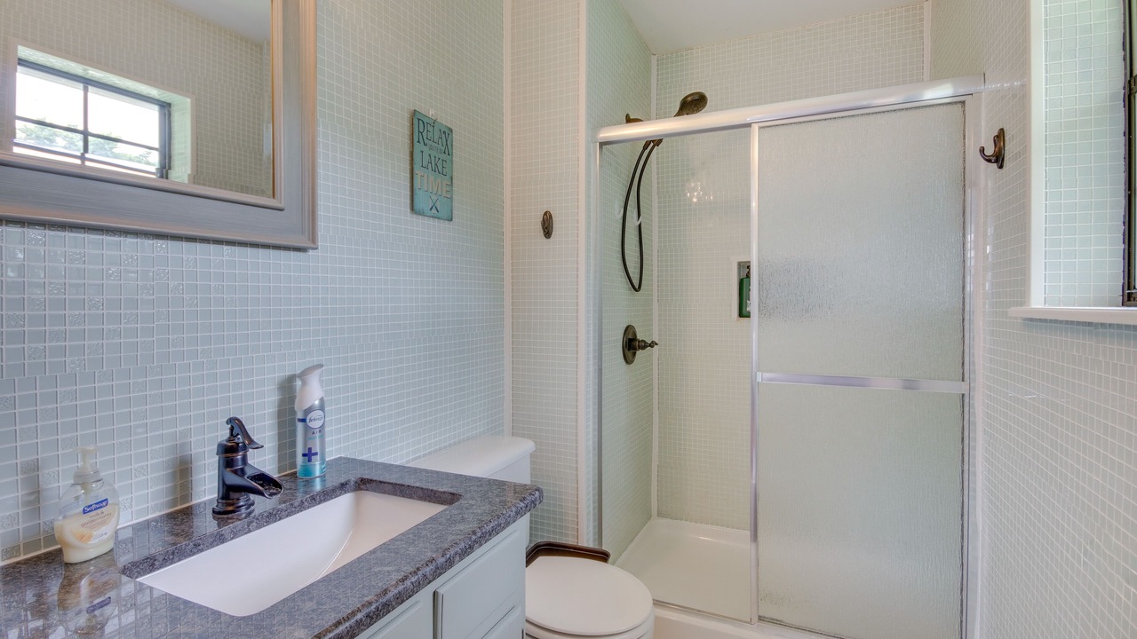 Photo of Bathroom in Grove