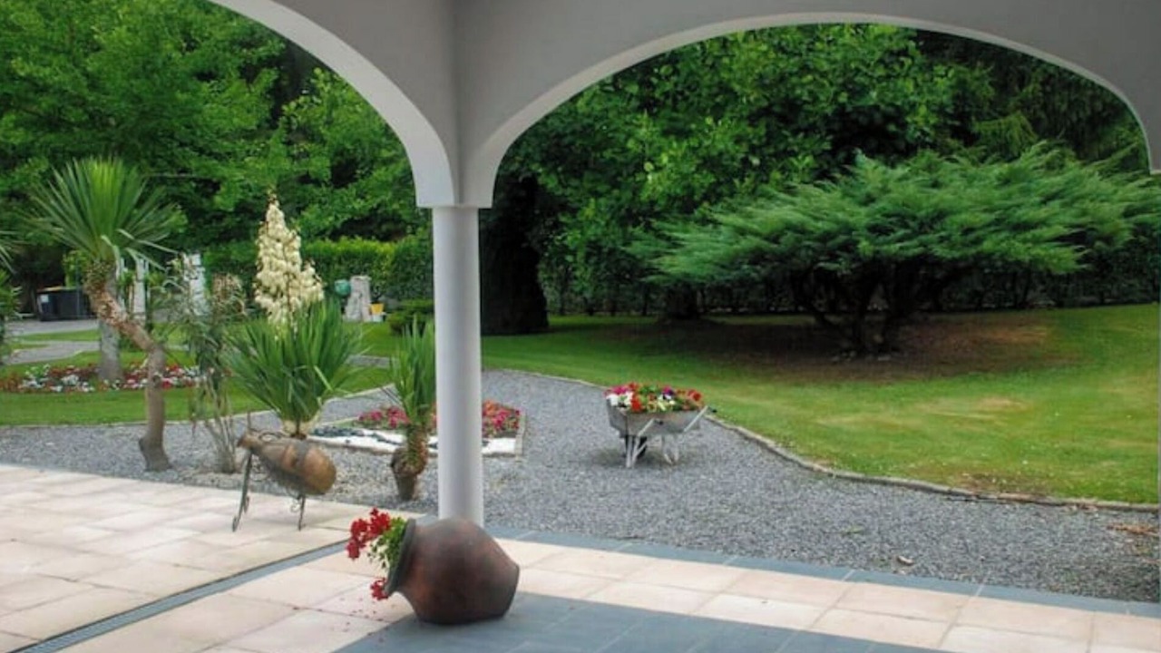 Photo of Outdoor in Limendous