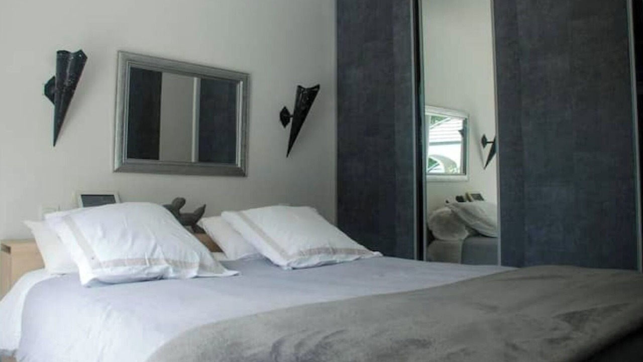Photo of Bedroom in Limendous