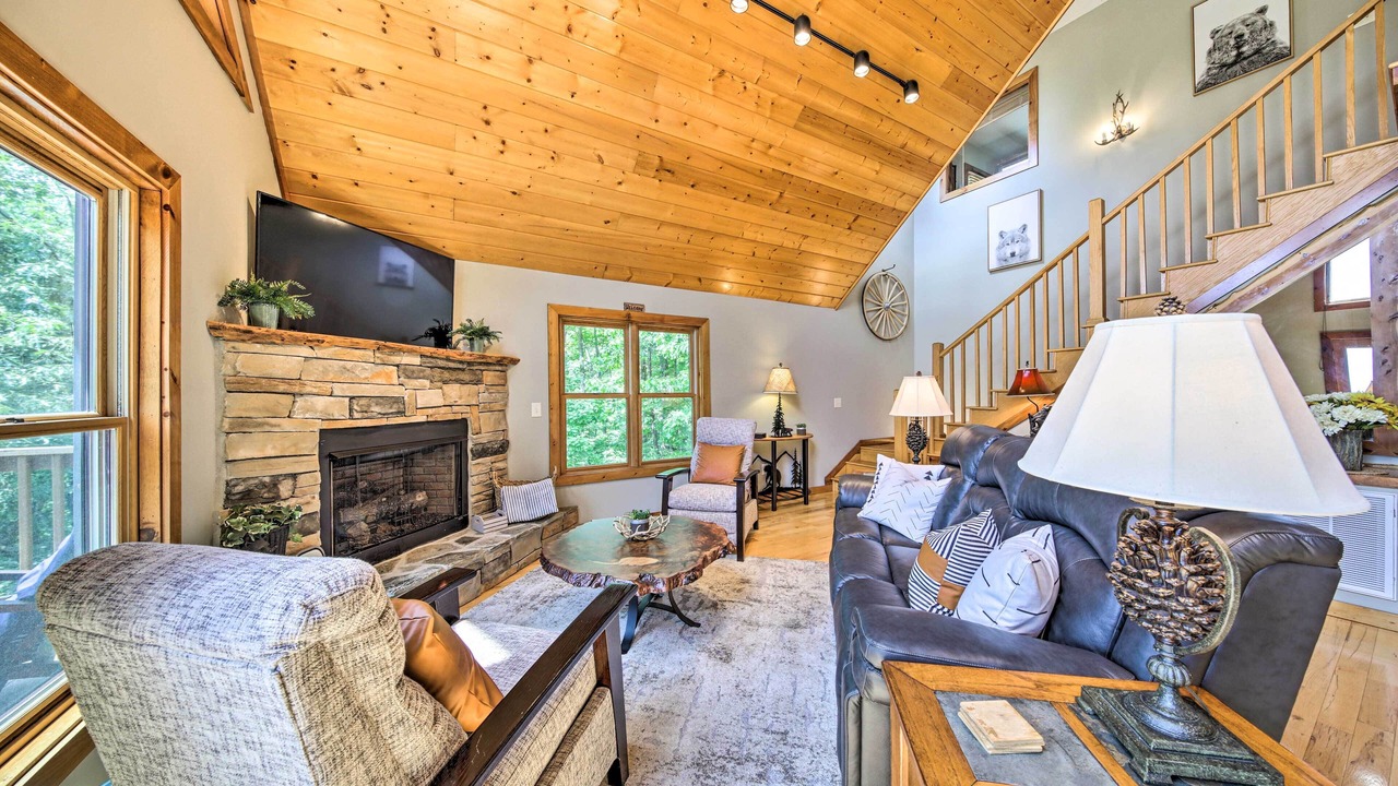 Photo of Livingroom in Indian Rock Springs