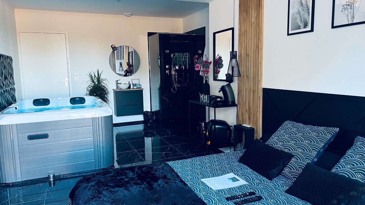 Photo of Bedroom in Port