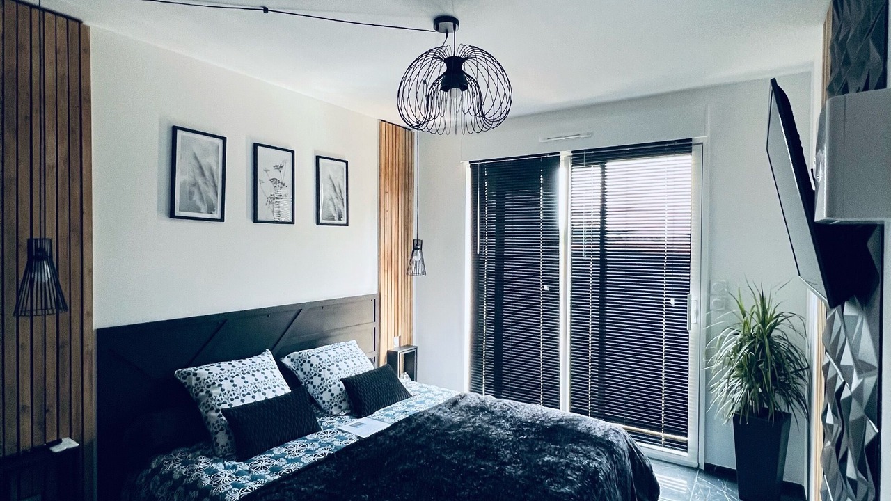 Photo of Bedroom in Port