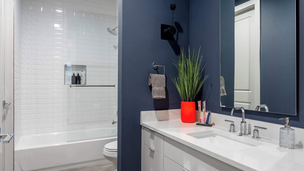 Photo of Bathroom in East Cesar Chavez