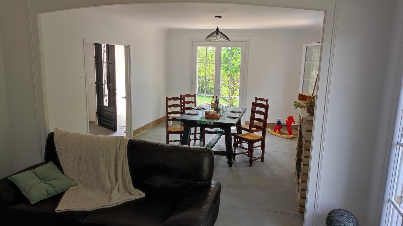 Photo of Livingroom in Cendrieux