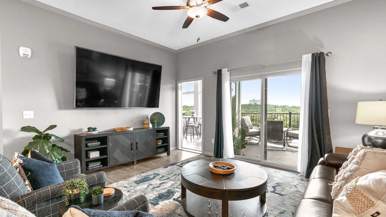 Photo of Livingroom in Table Rock