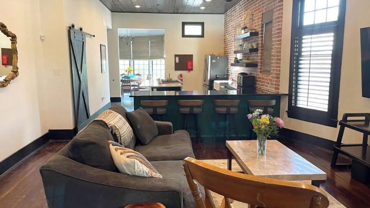 Photo of Bedroom in Midtown