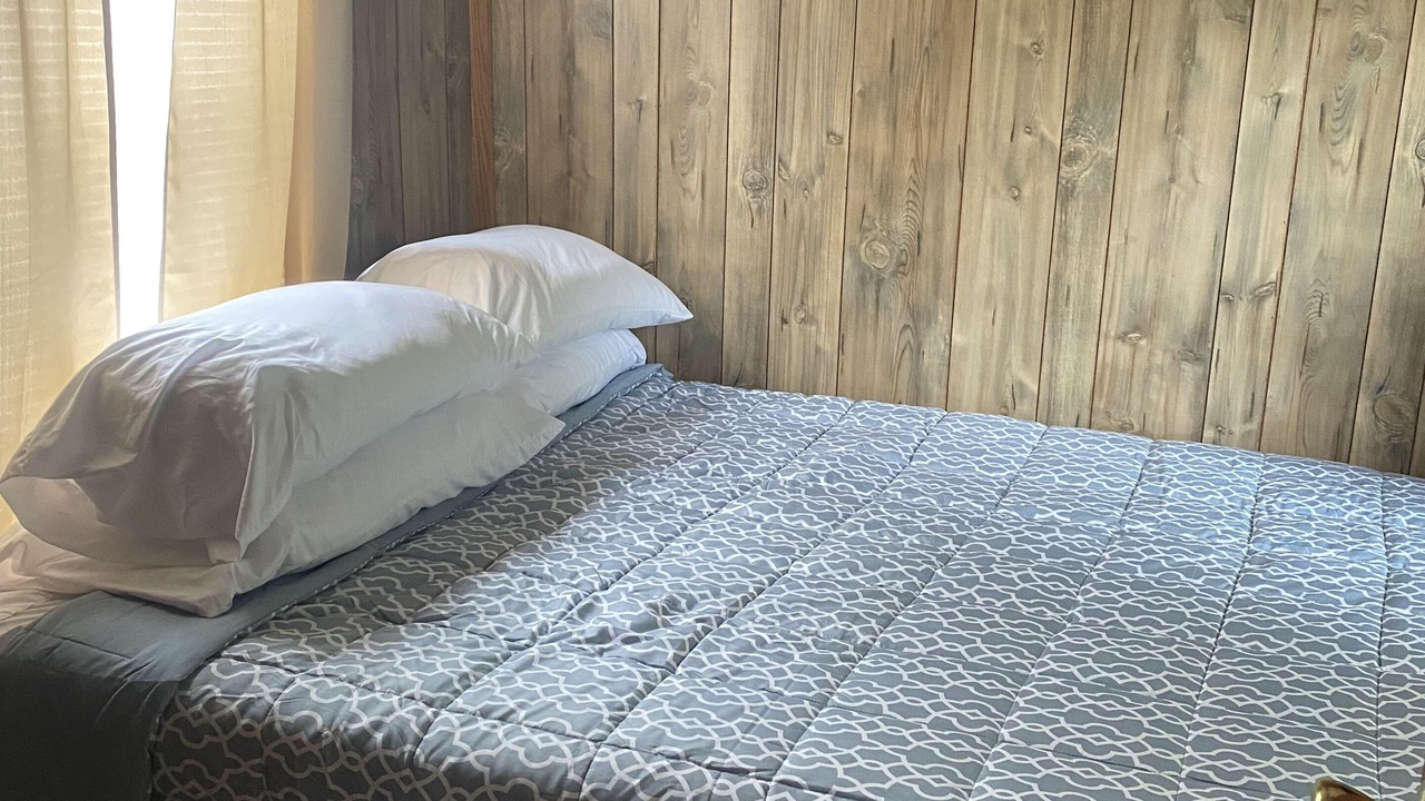 Photo of Bedroom in Bean Station