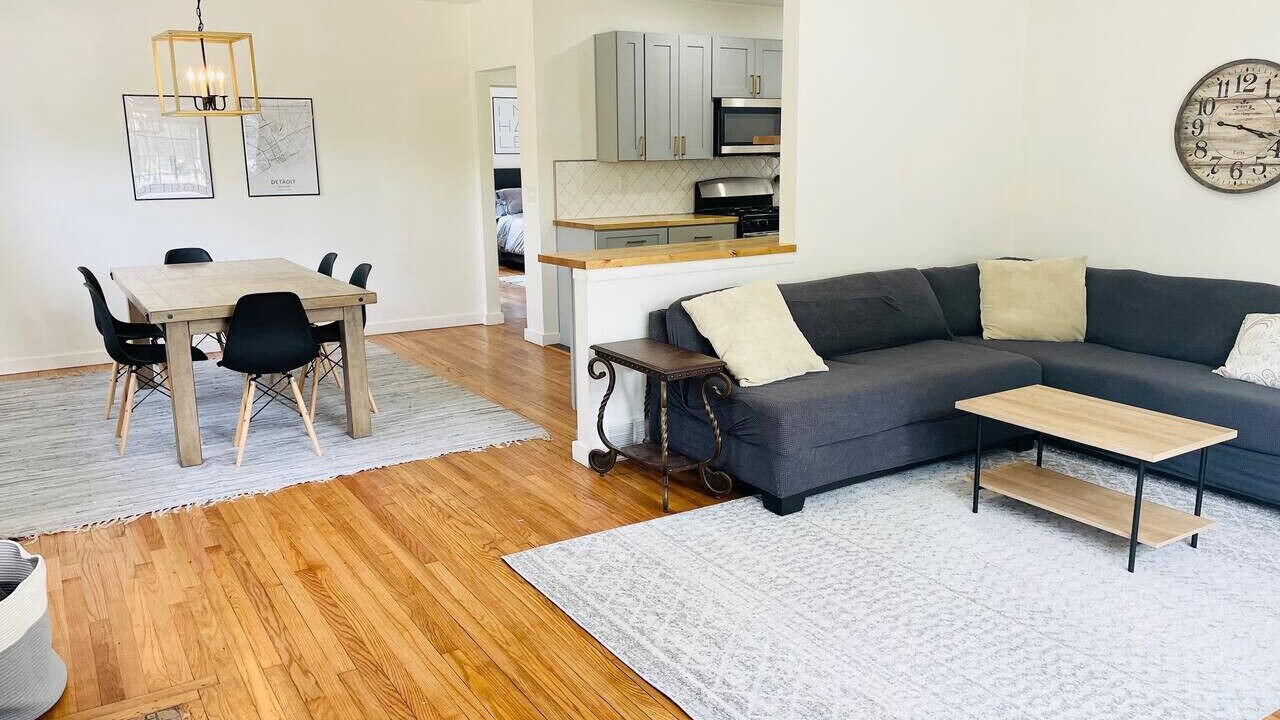 Photo of Livingroom in Detroit