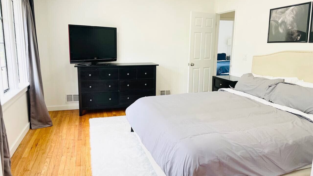 Photo of Bedroom in Detroit