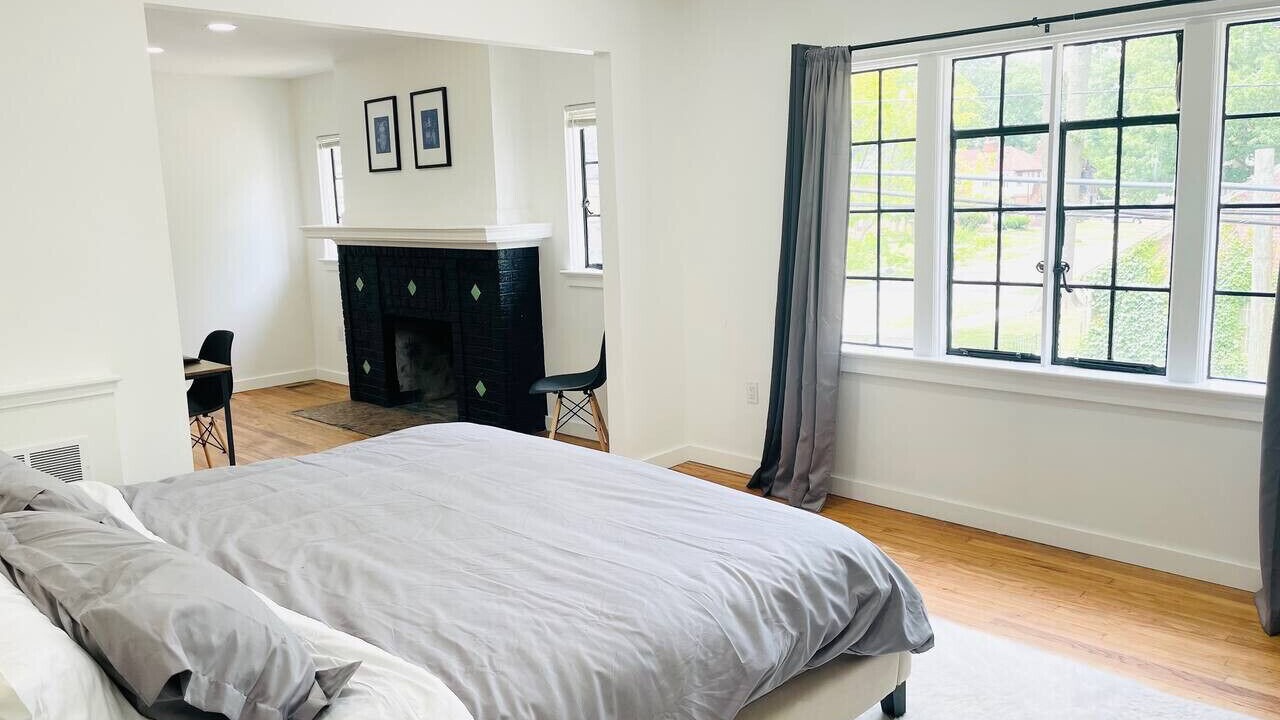 Photo of Bedroom in Detroit
