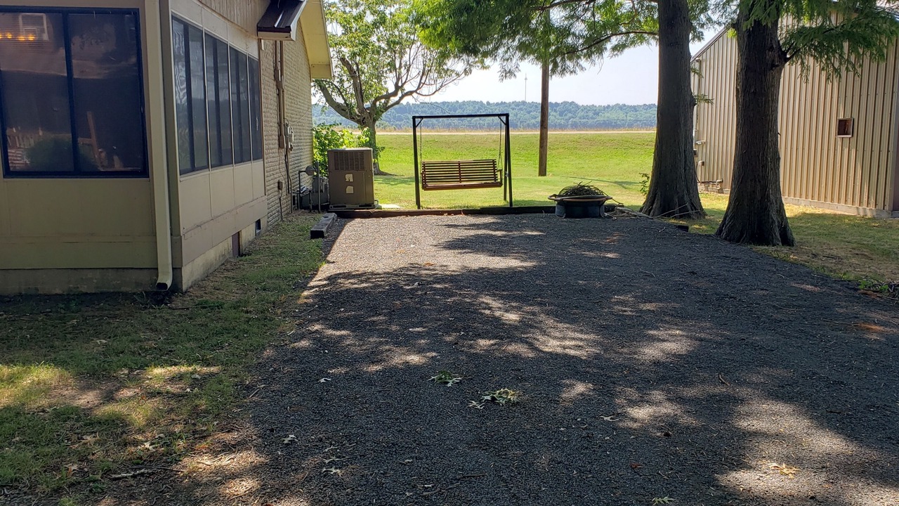 Photo of Outdoor in Hornbeak