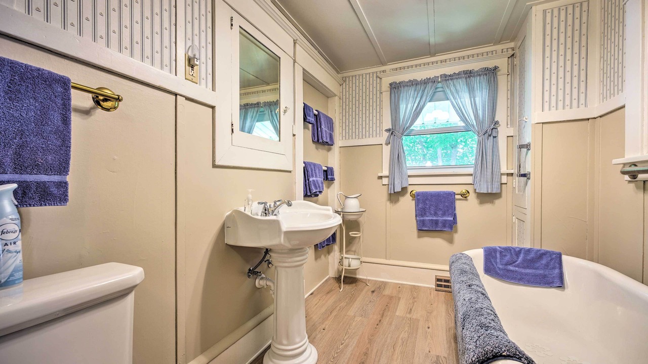 Photo of Bathroom in Three Rivers