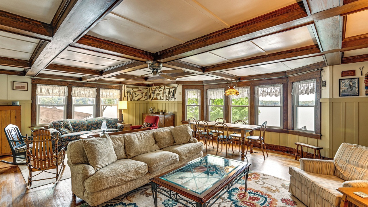 Photo of Livingroom in Three Rivers