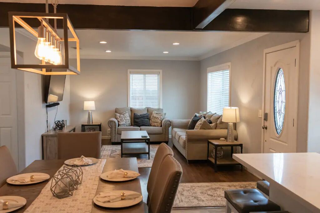 Photo of Livingroom in Turlock