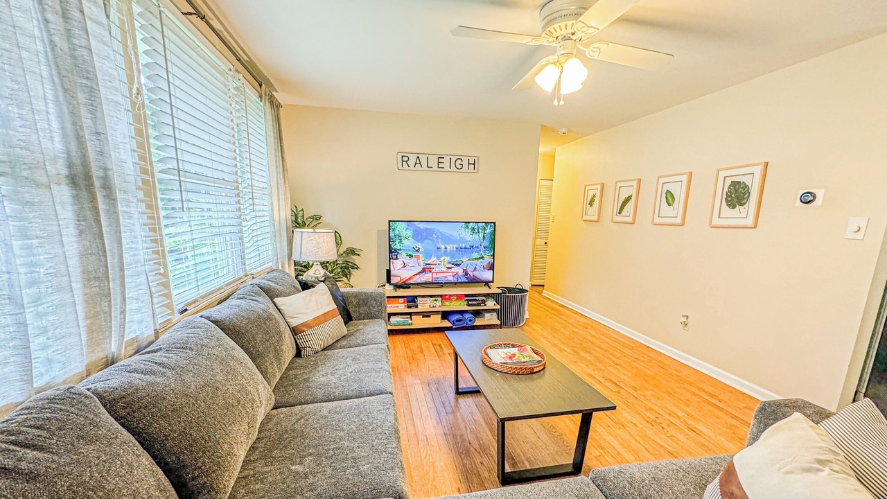 Photo of Livingroom in Raleigh