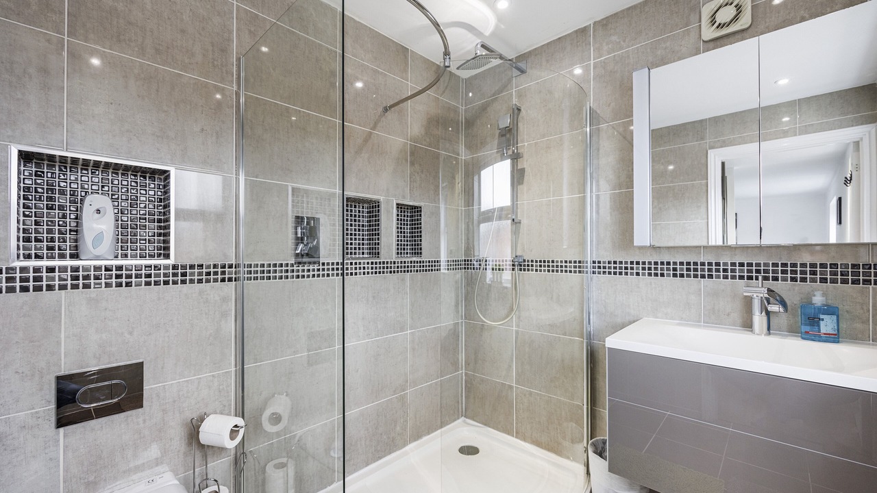 Photo of Bathroom in Tatenhill