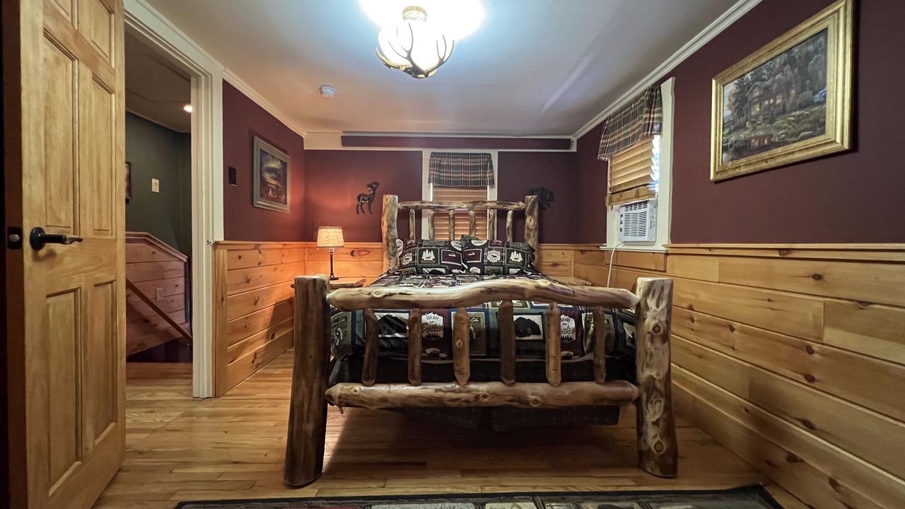 Photo of Bedroom in Lake George