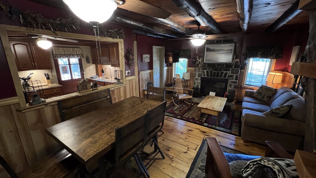 Photo of Livingroom in Lake George