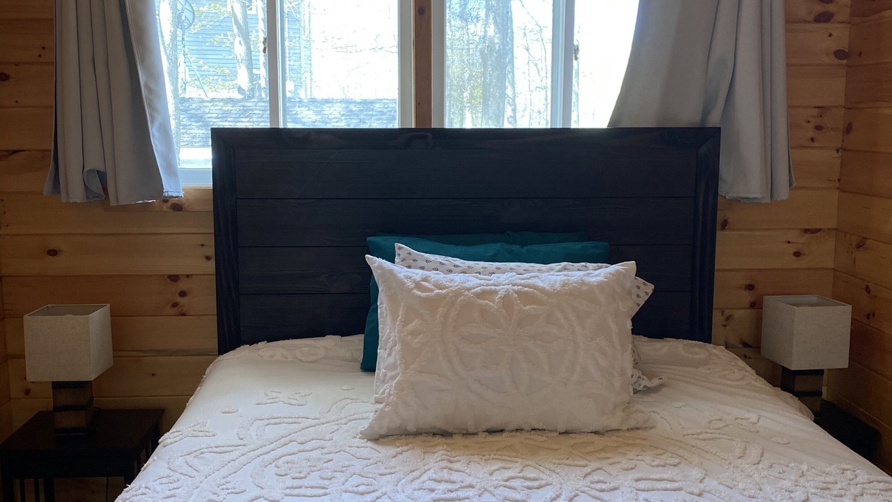 Photo of Bedroom in Northern Bruce Peninsula