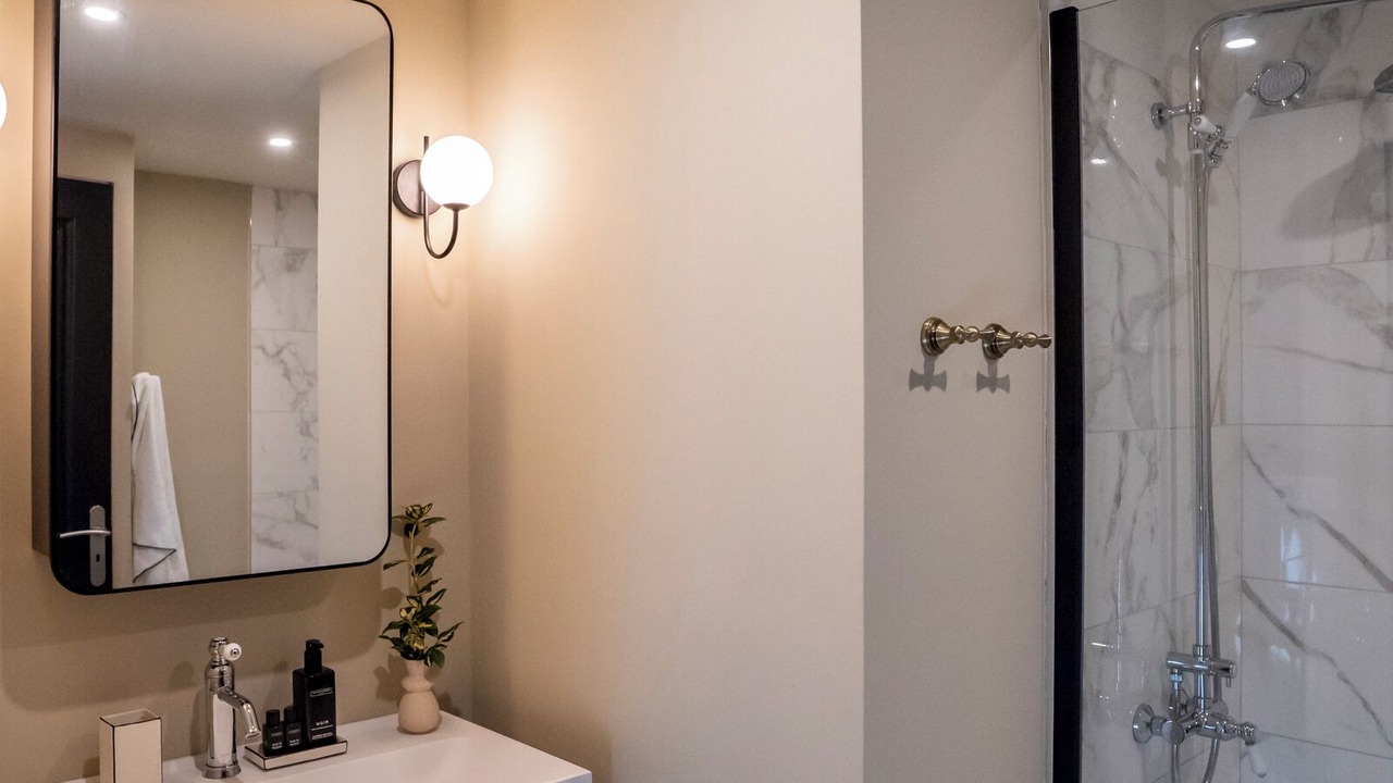Photo of Bathroom in Adast