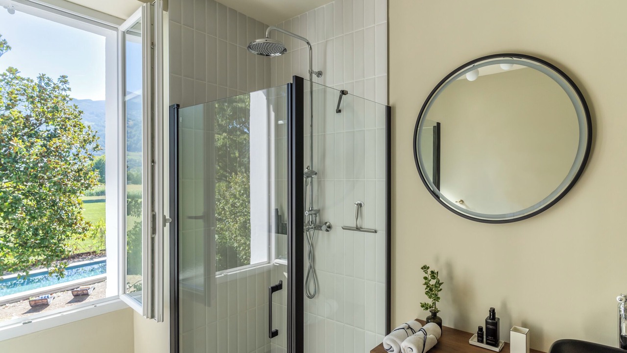 Photo of Bathroom in Adast
