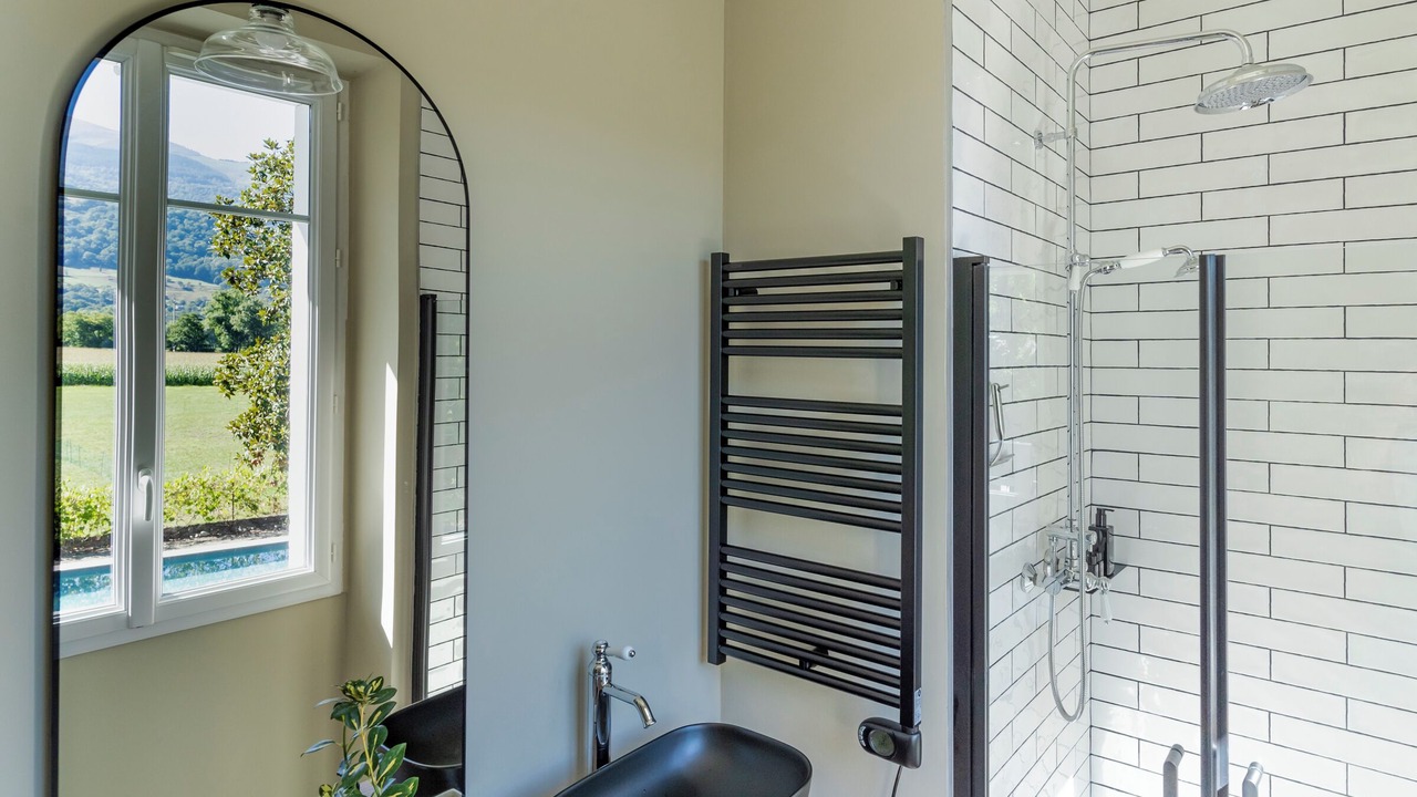 Photo of Bathroom in Adast