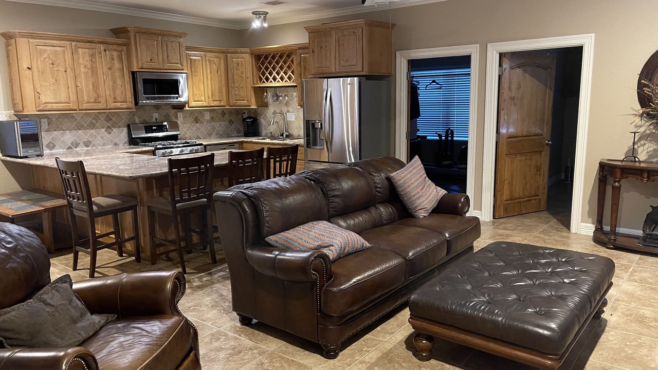 Photo of Livingroom in Beach City
