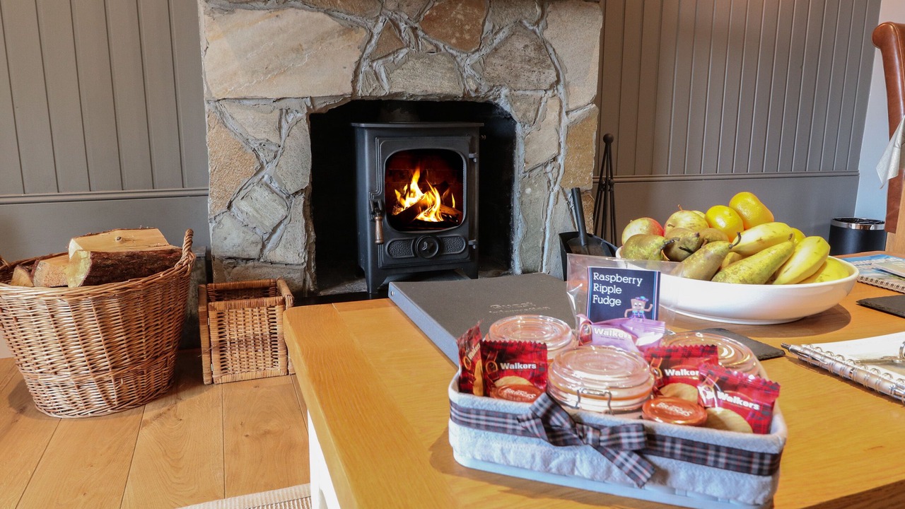 Photo of Others in Newtonmore