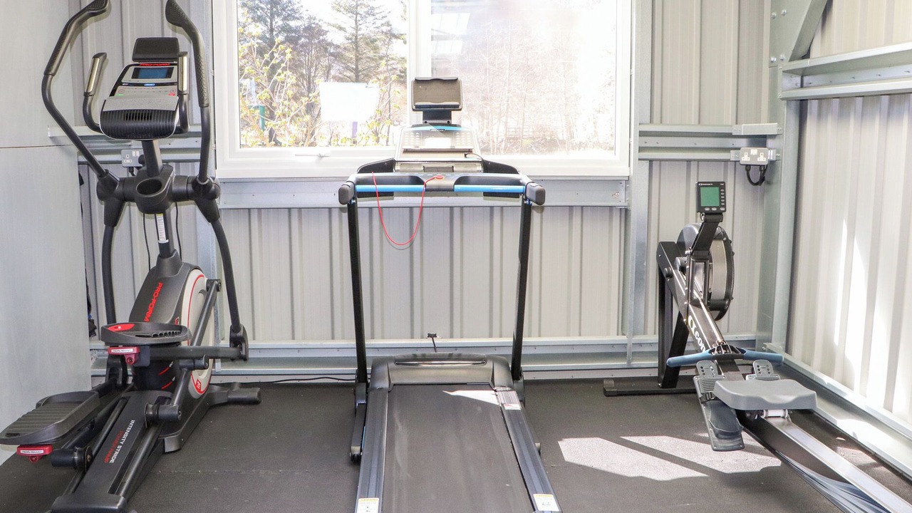 Photo of Others in Newtonmore