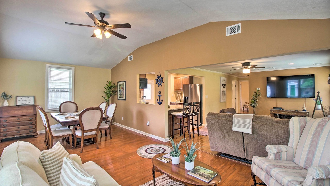 Photo of Livingroom in Savannah