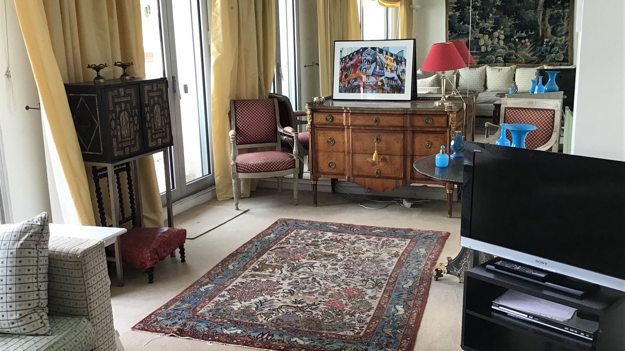 Photo of Livingroom in Neuilly-sur-Seine