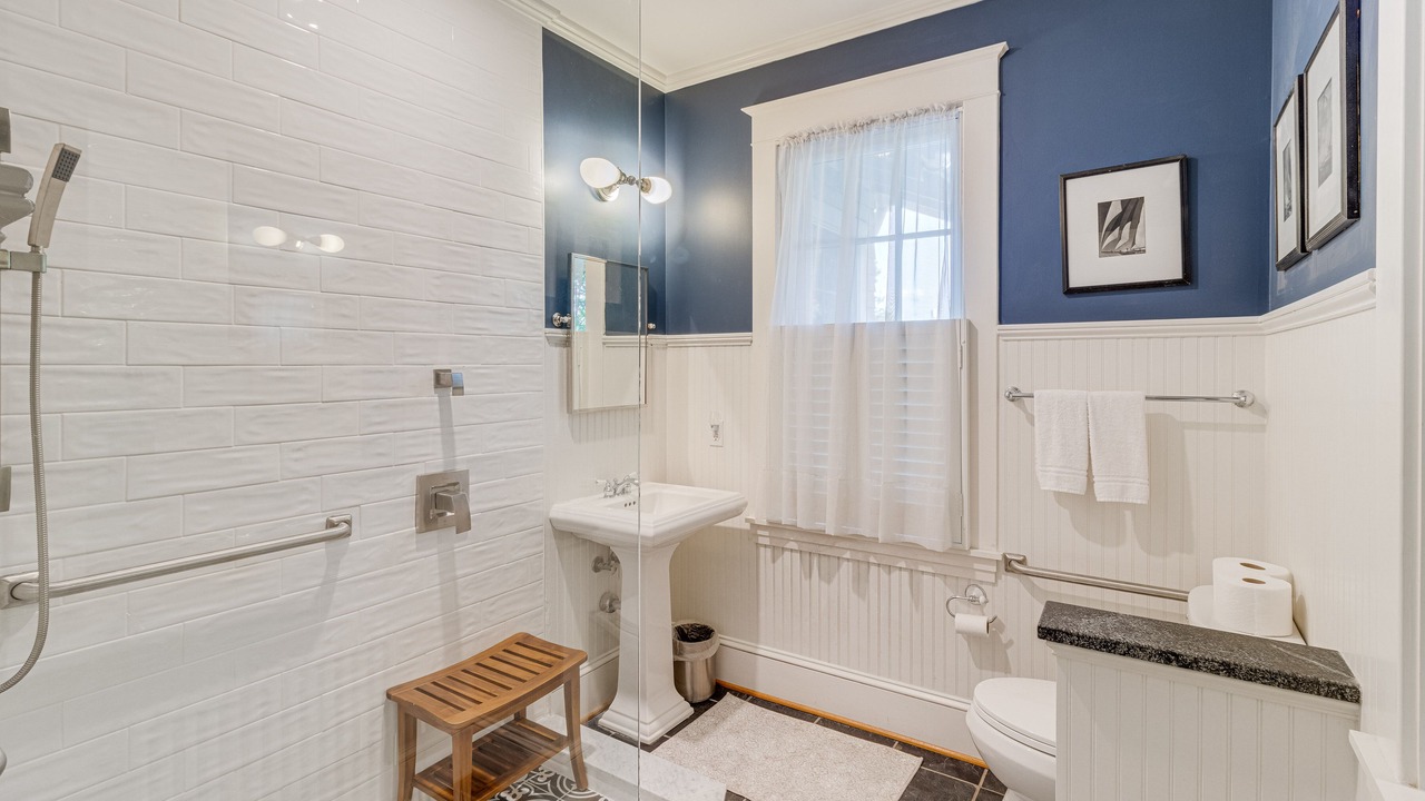 Photo of Bathroom in Annapolis