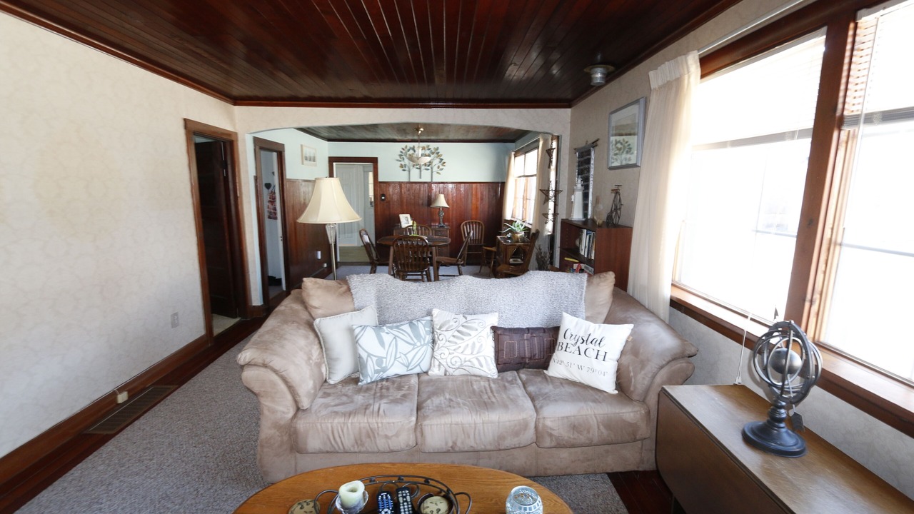 Photo of Livingroom in Crystal Beach