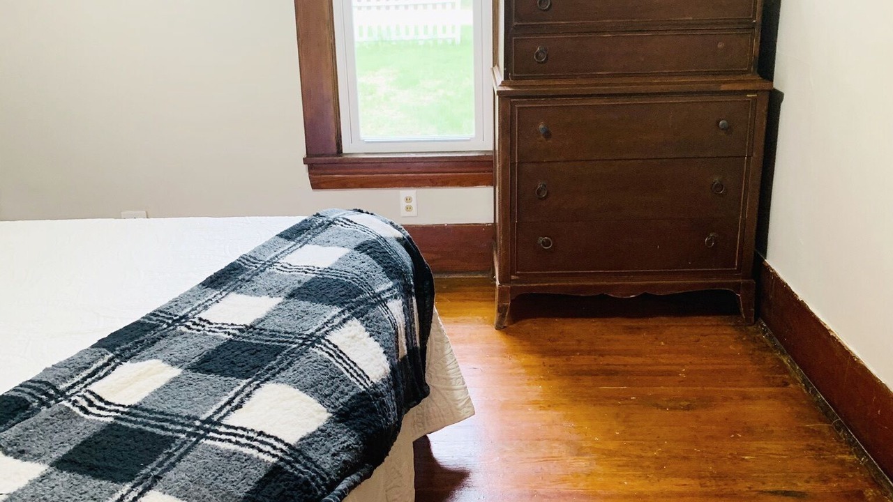 Photo of Bedroom in Cunningham