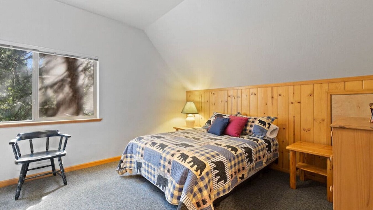 Photo of Others in Strawberry