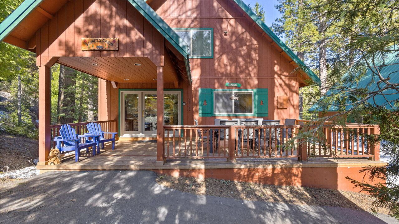 Photo of Others in Strawberry