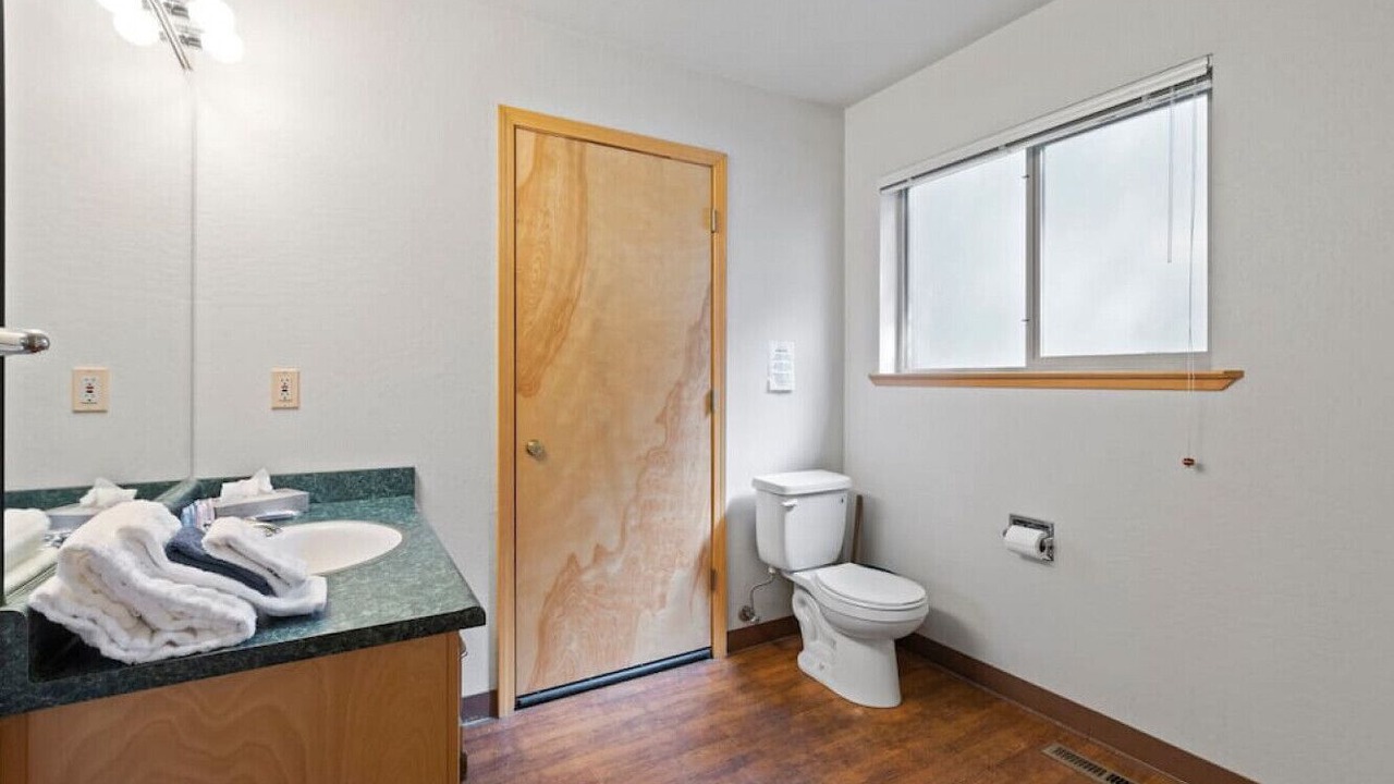 Photo of Others in Strawberry