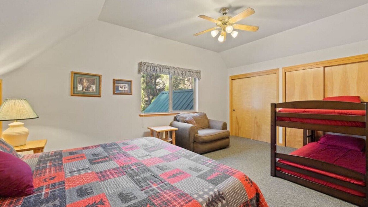 Photo of Others in Strawberry