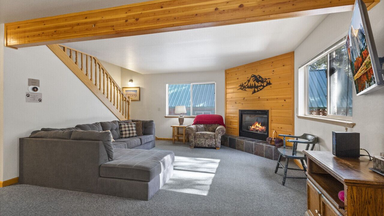 Photo of Livingroom in Strawberry