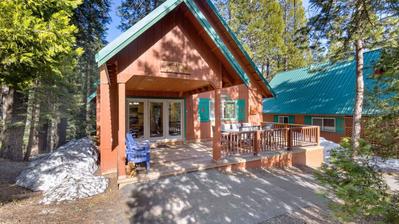 Photo of Others in Strawberry