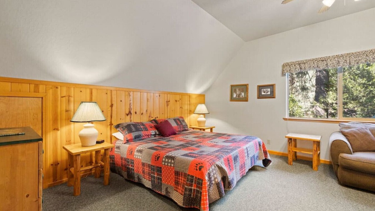 Photo of Others in Strawberry