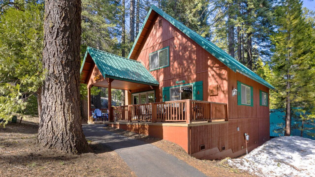 Photo of Others in Strawberry