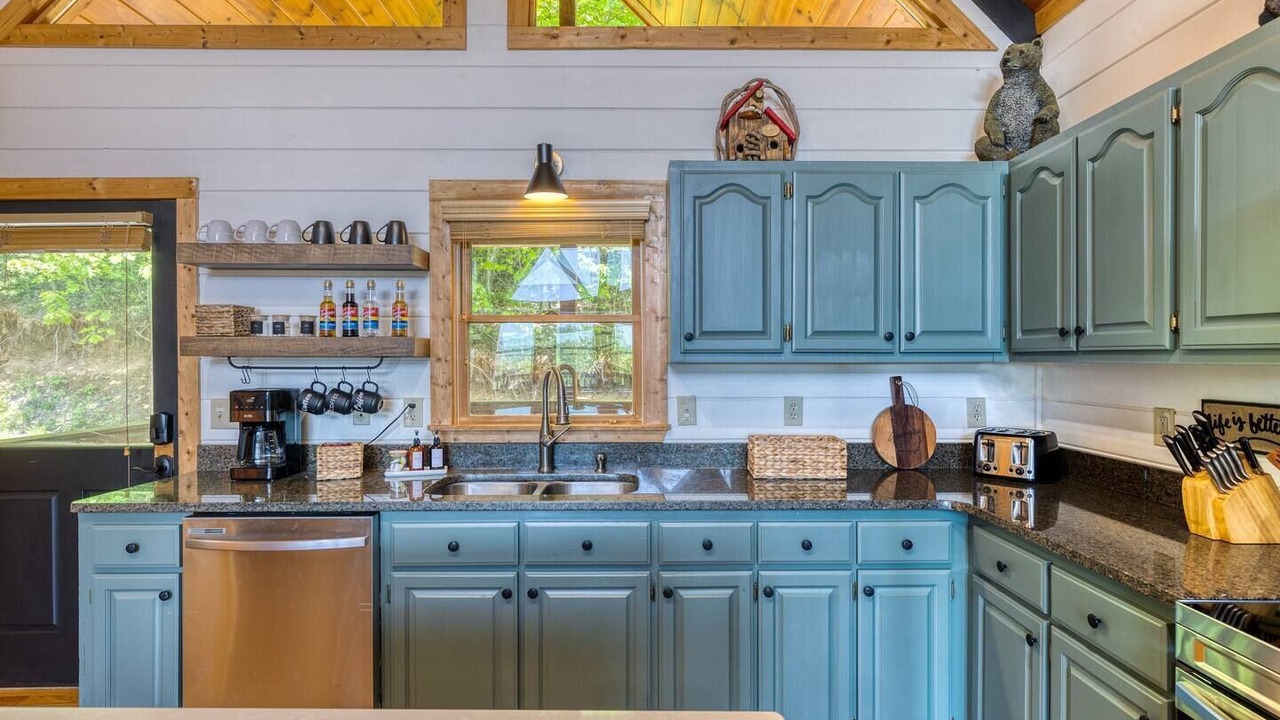 Photo of Others in Mineral Bluff