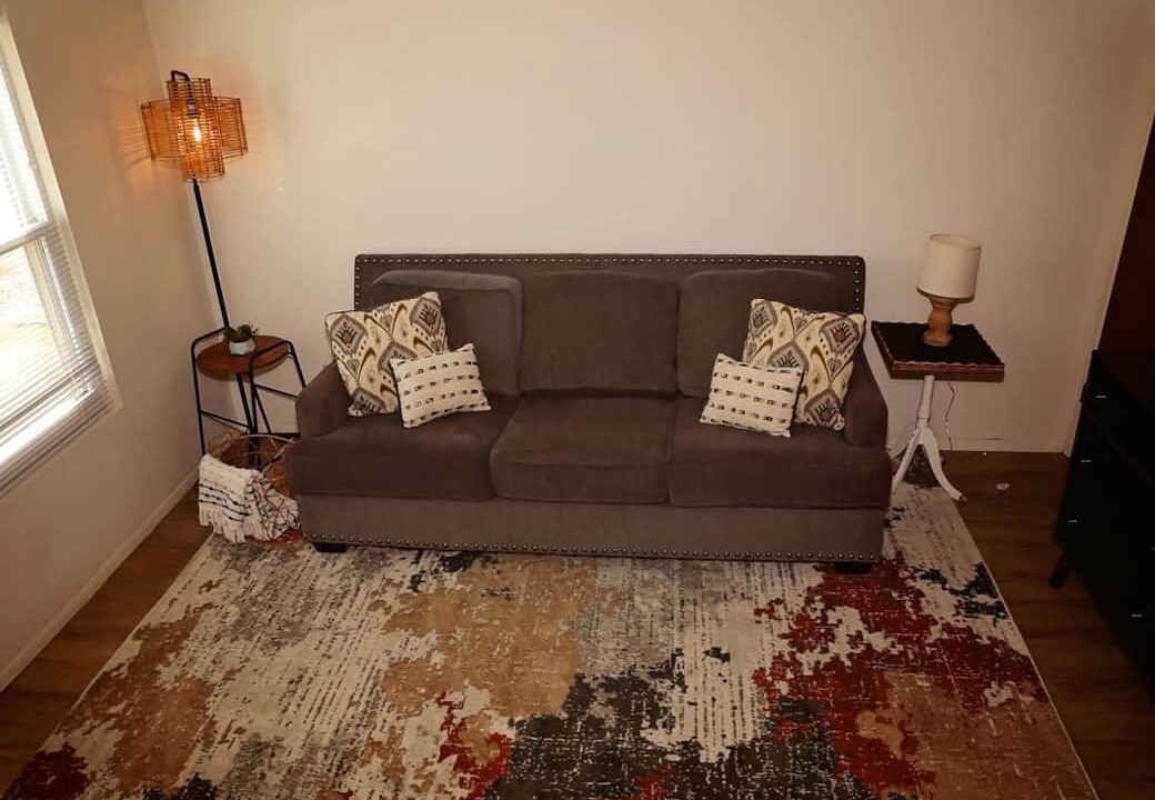 Photo of Livingroom in Medicine Lodge