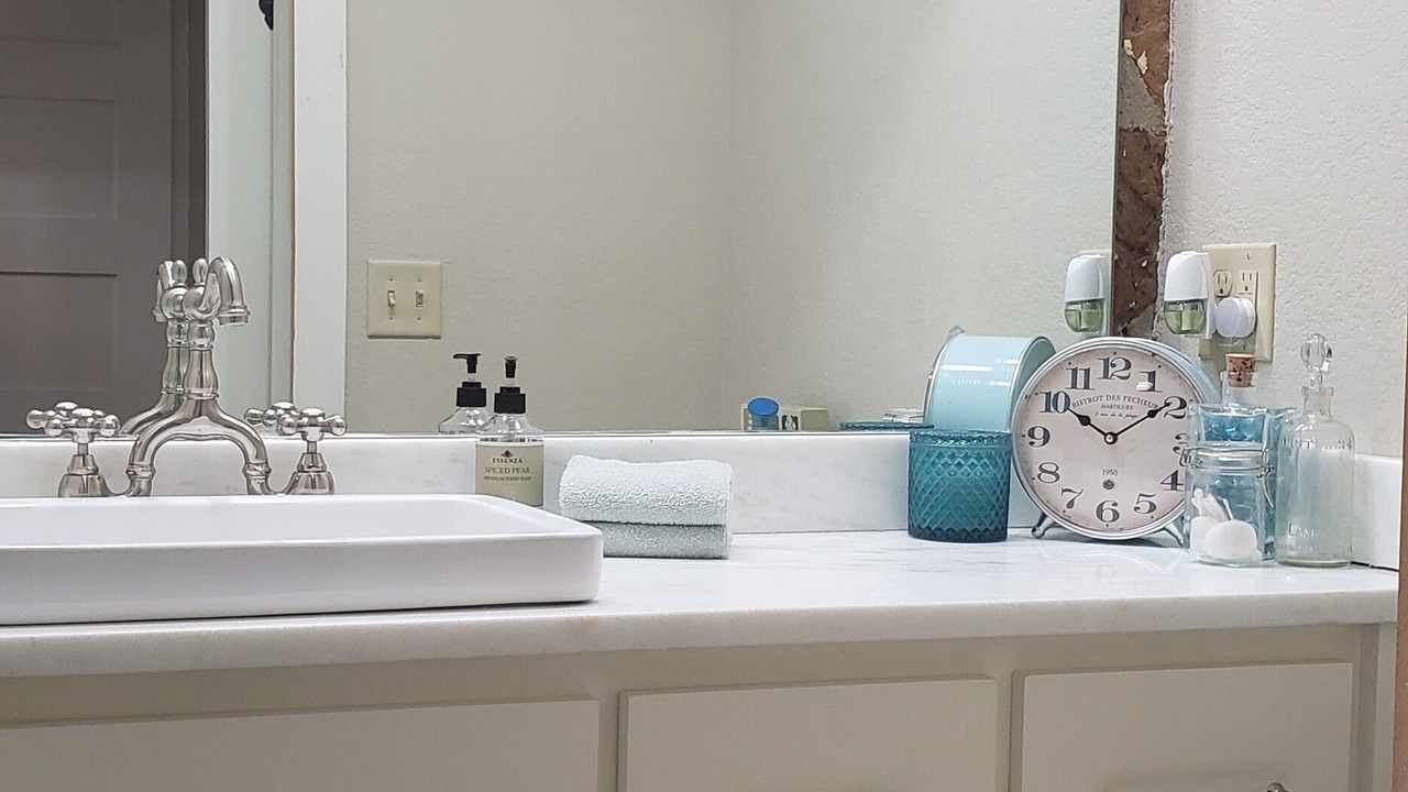 Photo of Bathroom in Grove