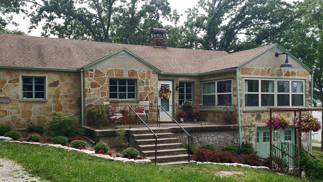 Photo of Outdoor in Grove