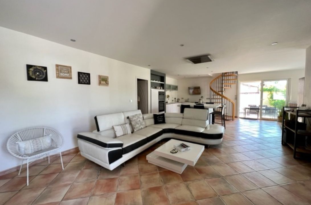 Photo of Livingroom in Manduel