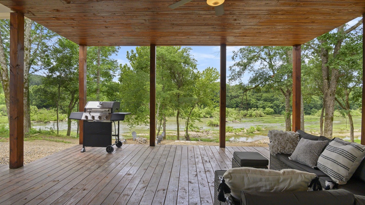 Photo of Outdoor in Golden