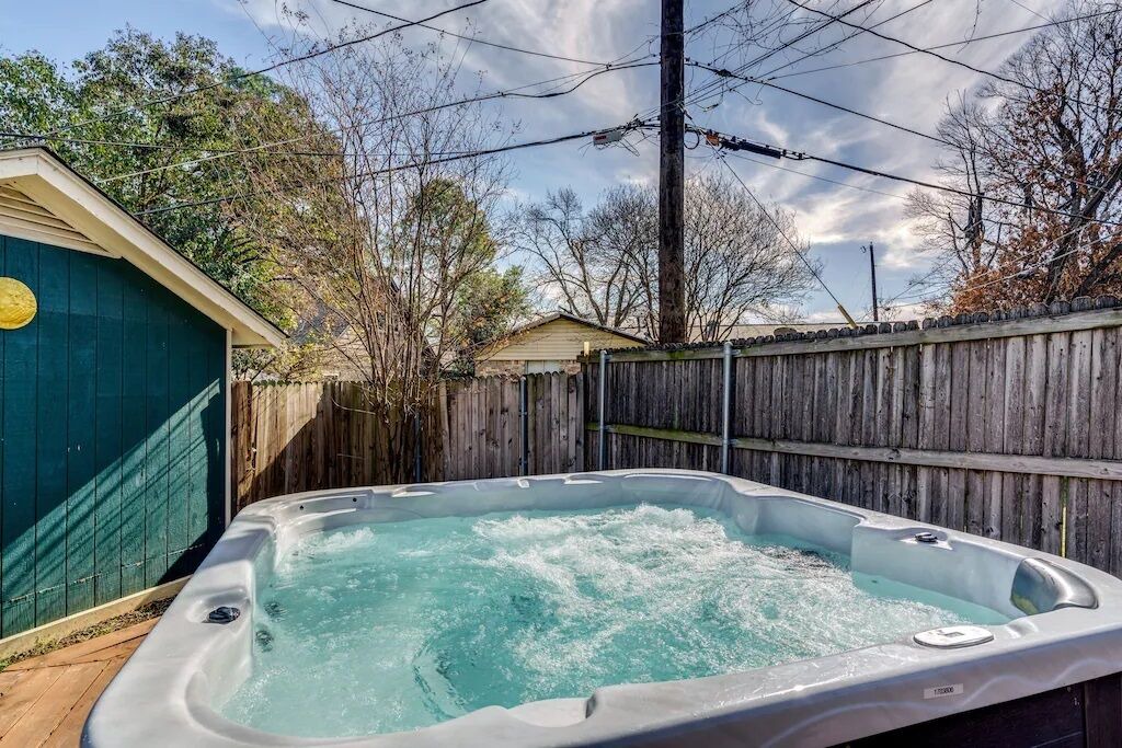 Photo of Outdoor in Arlington